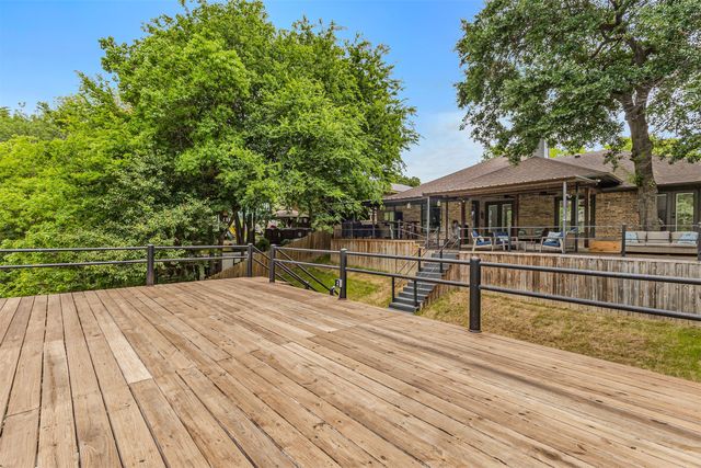 129 Donna Drive, Gun Barrel City, TX 75156