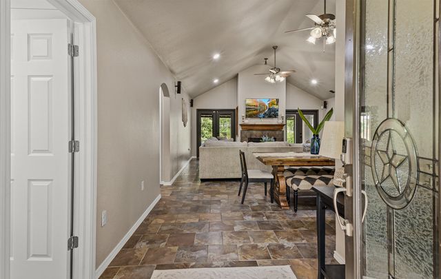 129 Donna Drive, Gun Barrel City, TX 75156