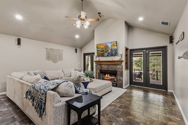 129 Donna Drive, Gun Barrel City, TX 75156