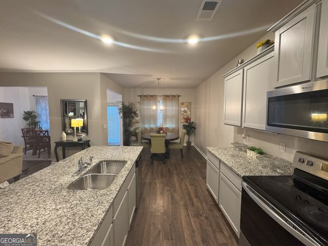 248 Cranapple Lane, Mcdonough, GA 30253