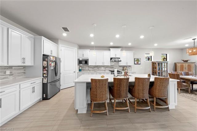 11289 Thurston Chase, Fort Myers, FL 33913