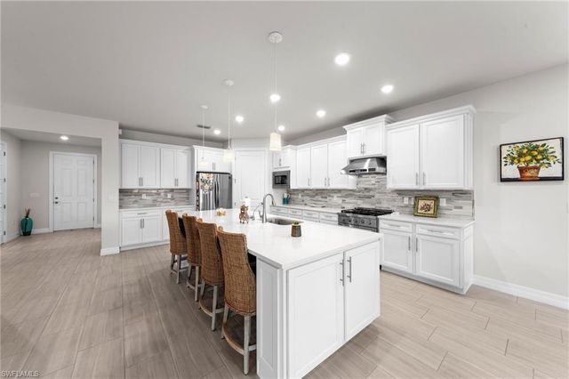 11289 Thurston Chase, Fort Myers, FL 33913