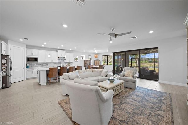 11289 Thurston Chase, Fort Myers, FL 33913