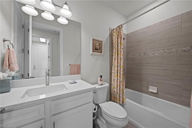 11289 Thurston Chase, Fort Myers, FL 33913