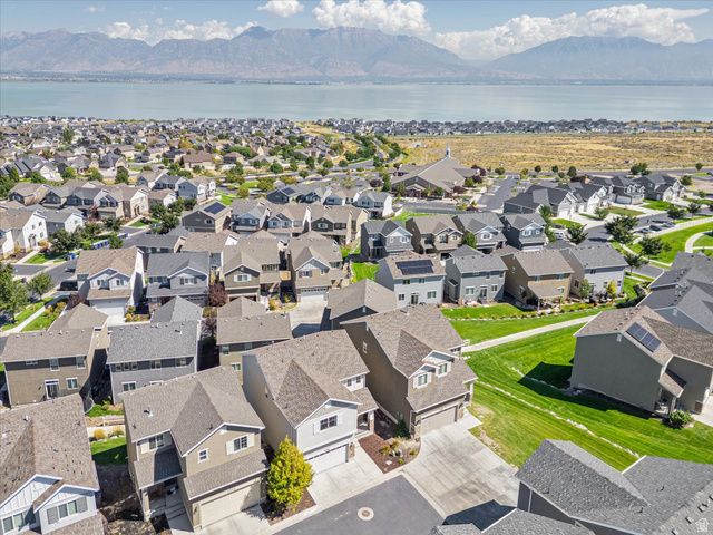 2956 S WILLOW DR, Saratoga Springs, UT 84045