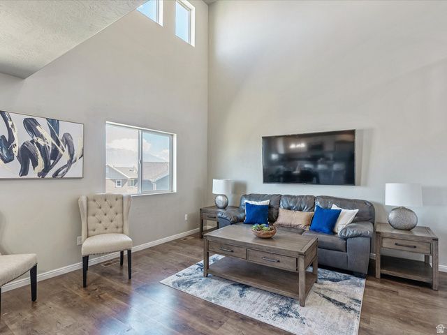 2956 S WILLOW DR, Saratoga Springs, UT 84045