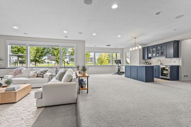 5690 Zanzibar Lane N, Plymouth, MN 55446