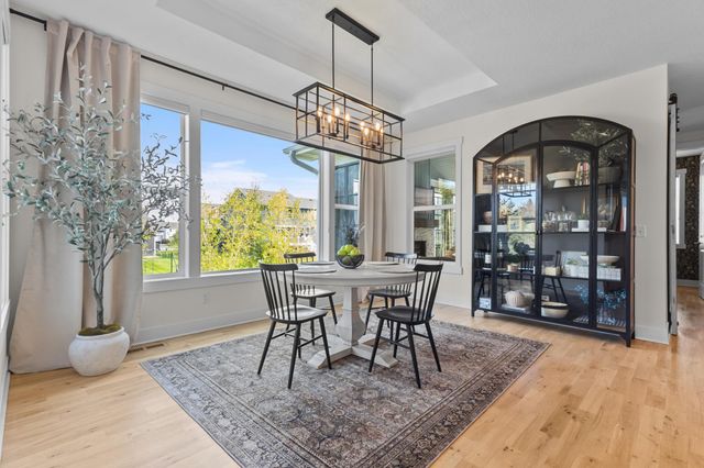 5690 Zanzibar Lane N, Plymouth, MN 55446