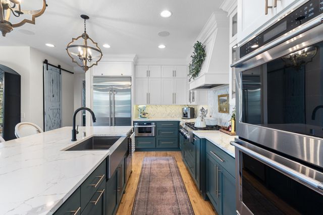 5690 Zanzibar Lane N, Plymouth, MN 55446