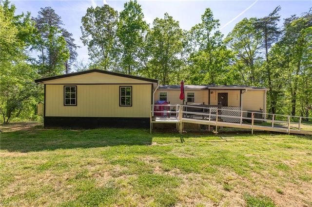 2811 Wagonwheel Road, Reidsville, NC 27320