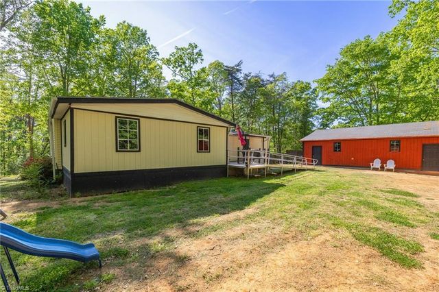 2811 Wagonwheel Road, Reidsville, NC 27320
