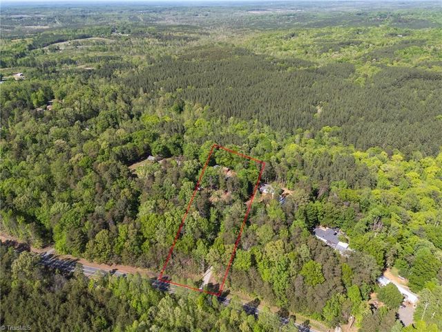 2811 Wagonwheel Road, Reidsville, NC 27320
