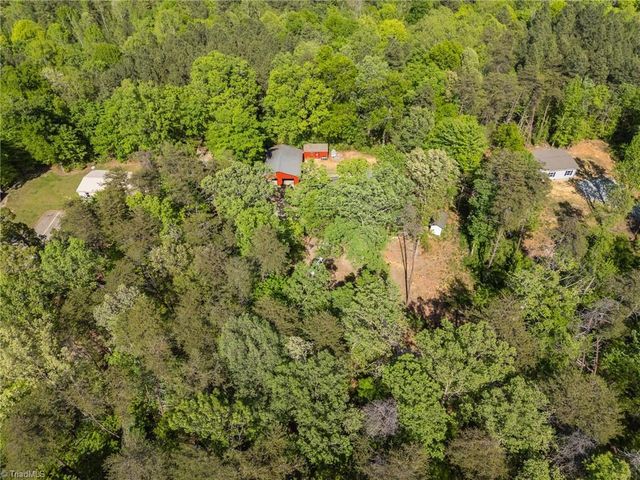 2811 Wagonwheel Road, Reidsville, NC 27320