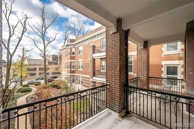 4957 McPherson Avenue 57D, St Louis, MO 63108