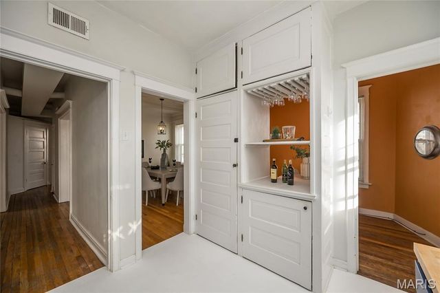 4957 McPherson Avenue 57D, St Louis, MO 63108