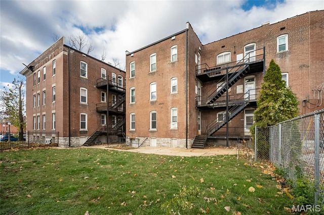 4957 McPherson Avenue 57D, St Louis, MO 63108