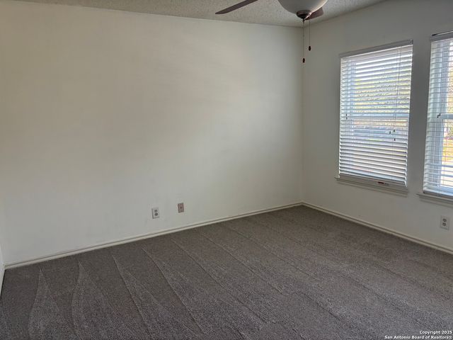 13043 Woller Crk, San Antonio, TX 78249