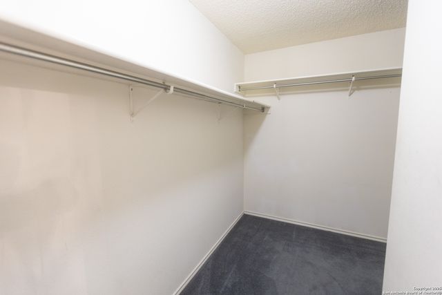 13043 Woller Crk, San Antonio, TX 78249