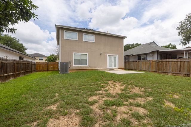 13043 Woller Crk, San Antonio, TX 78249