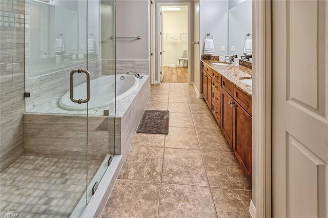 8949 Malibu ST # 304, Naples, FL 34113