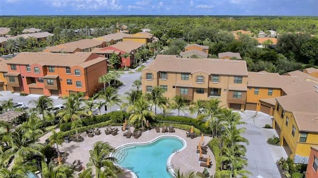 8949 Malibu ST # 304, Naples, FL 34113