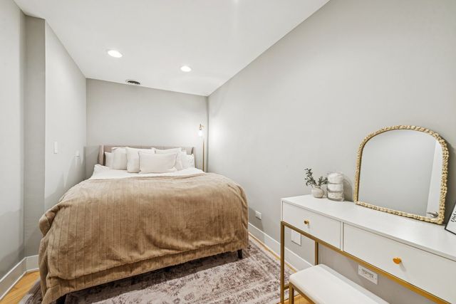 680 N LAKE SHORE Drive 1407, Chicago, IL 60611