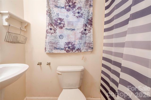 1467 E Marion Street, Shelby, NC 28150