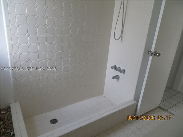 8570 Sunset Strip 8570, Sunrise, FL 33322