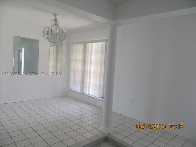 8570 Sunset Strip 8570, Sunrise, FL 33322