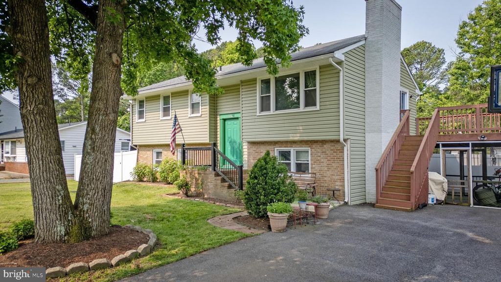 223 BALTIMORE RD, Stevensville, MD 21666