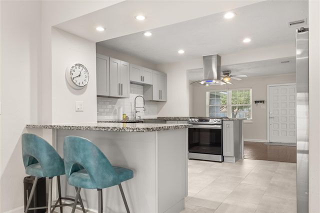 4414 W 43rd Street, Houston, TX 77092