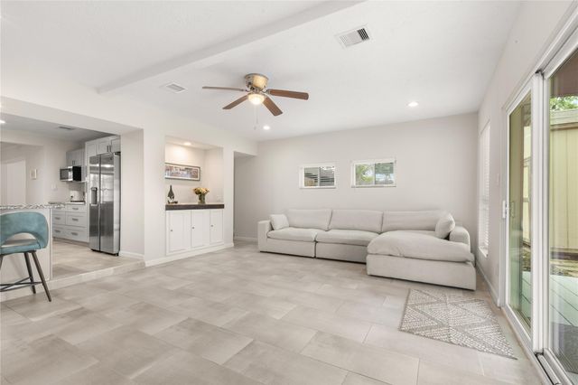 4414 W 43rd Street, Houston, TX 77092
