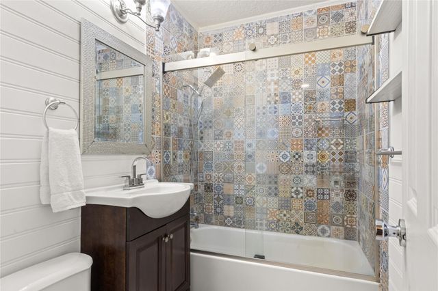 4414 W 43rd Street, Houston, TX 77092