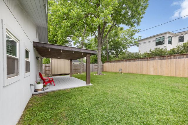 4414 W 43rd Street, Houston, TX 77092