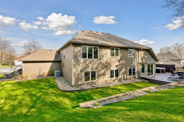 19625 Ireland Way, Lakeville, MN 55044