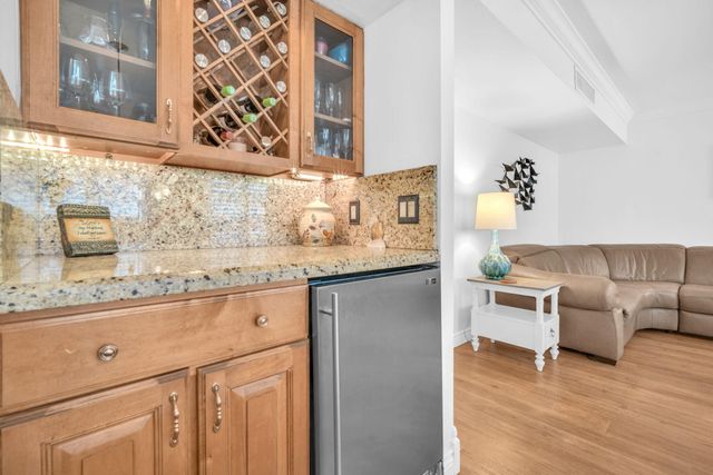 1239 HILLSBORO MILE 202, Hillsboro Beach, FL 33062