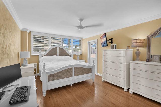 1239 HILLSBORO MILE 202, Hillsboro Beach, FL 33062