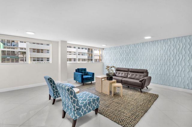 1239 HILLSBORO MILE 202, Hillsboro Beach, FL 33062
