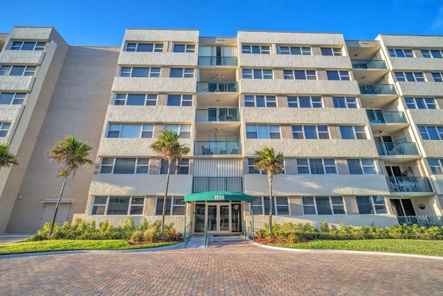 1239 HILLSBORO MILE 202, Hillsboro Beach, FL 33062