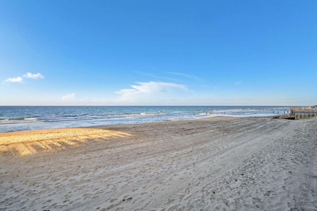 1239 HILLSBORO MILE 202, Hillsboro Beach, FL 33062