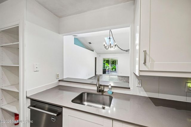 3117 CORAL REEF Drive, Jacksonville, FL 32224