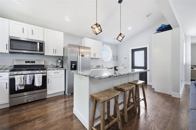 403 NE 9 STREET, Gainesville, FL 32601