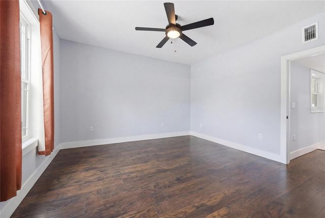 403 NE 9 STREET, Gainesville, FL 32601