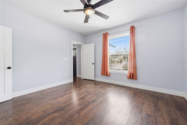 403 NE 9 STREET, Gainesville, FL 32601