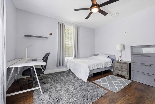 403 NE 9 STREET, Gainesville, FL 32601