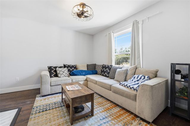 403 NE 9 STREET, Gainesville, FL 32601