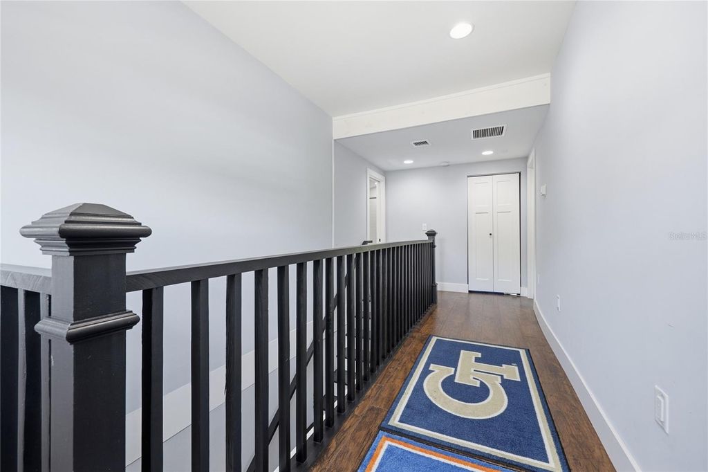 Image 32 of property listing at 403 NE 9 STREET, Gainesville, FL 32601