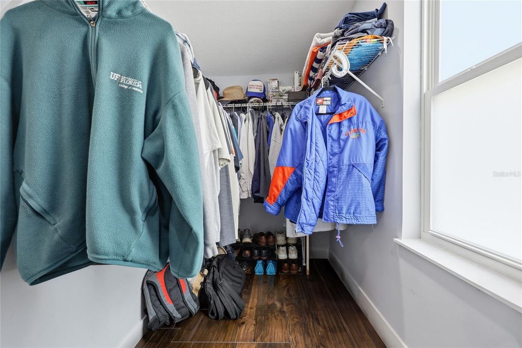 Image 41 of property listing at 403 NE 9 STREET, Gainesville, FL 32601