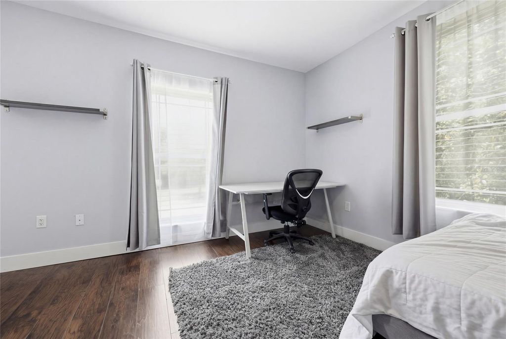 Image 43 of property listing at 403 NE 9 STREET, Gainesville, FL 32601