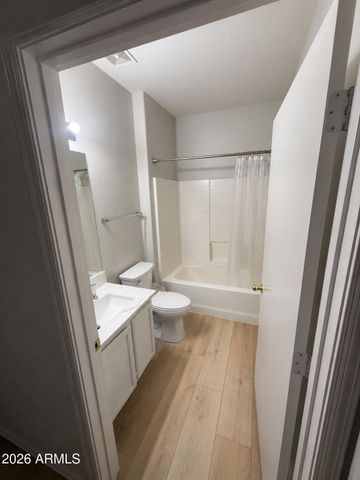 455 S MESA Drive 117, Mesa, AZ 85210